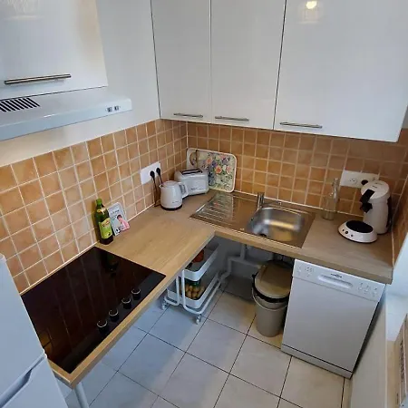 A L'aube Des Bains T3, Pmr, Avec Wifi,terrasse Et Parking