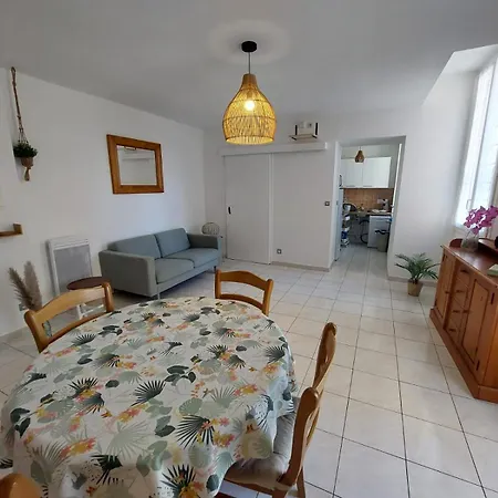 A L'aube Des Bains T3, Pmr, Avec Wifi,terrasse Et Parking Lamalou-les-Bains