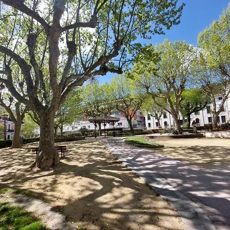 Apartment A L'aube Des Bains T3, Pmr, Avec Wifi,terrasse Et Parking *
