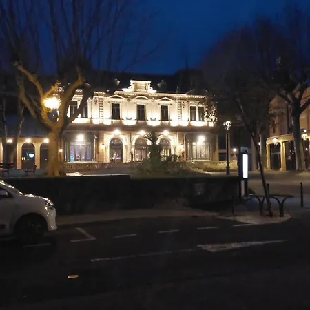 A L'aube Des Bains T3, Pmr, Avec Wifi,terrasse Et Parking * Lamalou-les-Bains